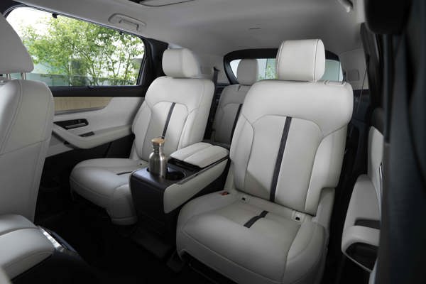 cx-80-elite-interior
